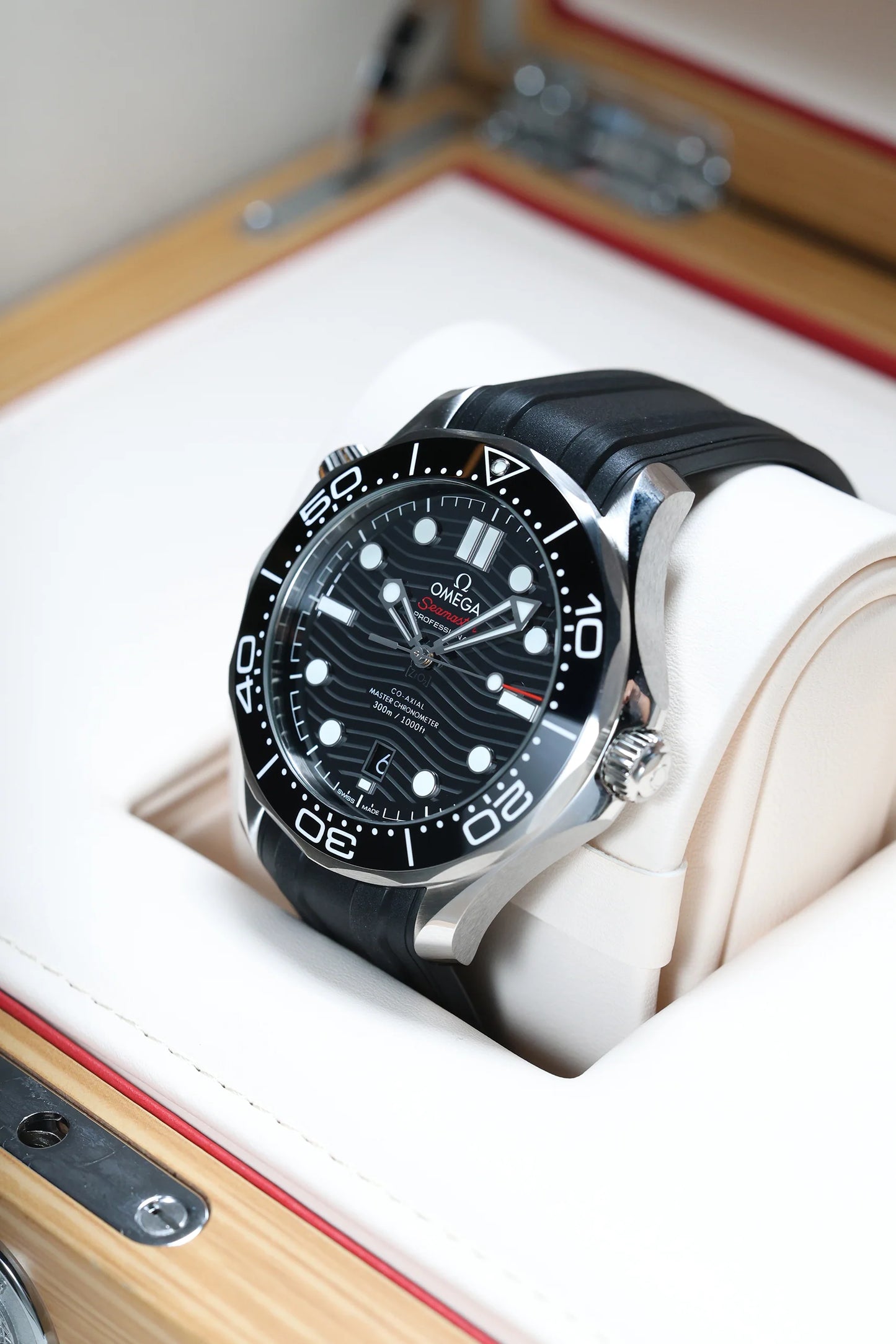 Omega Diver 300m Co-Axial Master Chronometer 42mm